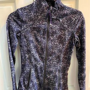 Lululemon define jacket size 2